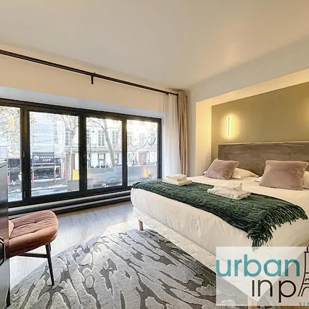 Apartment Urban Flat 194 - Cosy 3 Bedroom Opera Grands Boulevards Paris