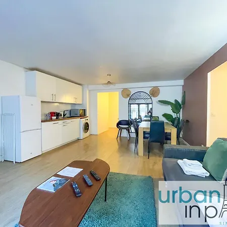 Urban Flat 194 - Cosy 3 Bedroom Opera Grands Boulevards Paris
