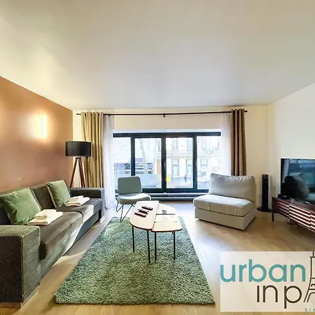 Urban Flat 194 - Cosy 3 Bedroom Opera Grands Boulevards Apartment *